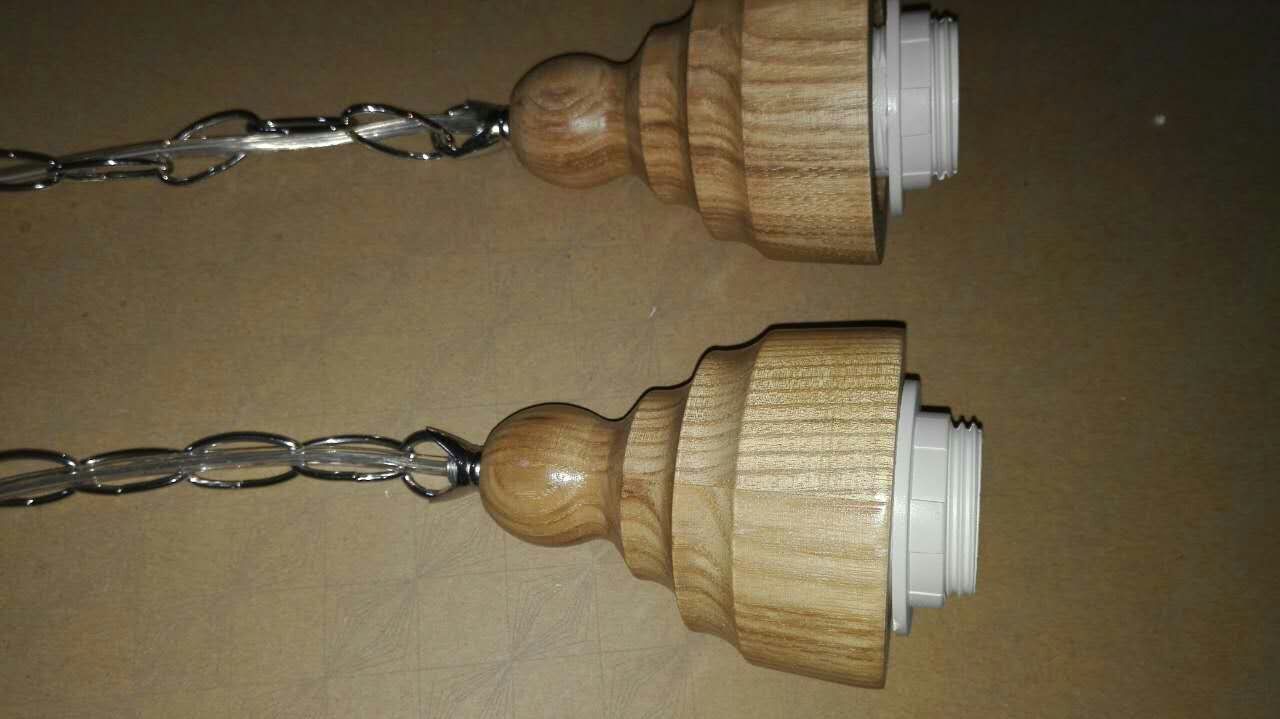 Lámpara Colgante Individual de Grano de Madera y Cristal
