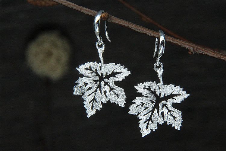 S925 pendientes sencillos de plata vegana feminidad hoja de arce