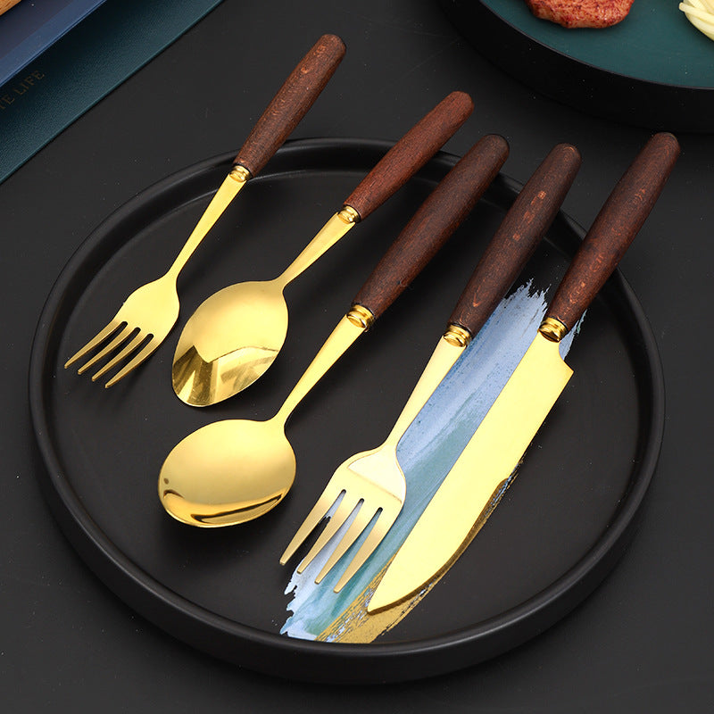 Cuchara y tenedor sencillos con mango creativo de veta de madera