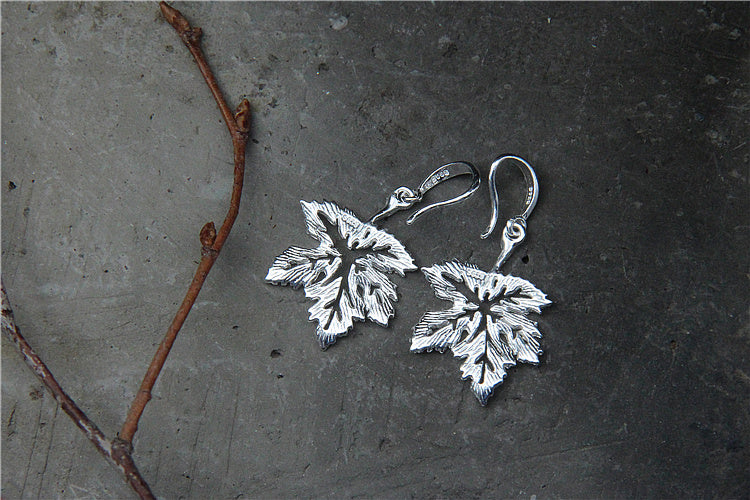 S925 pendientes sencillos de plata vegana feminidad hoja de arce
