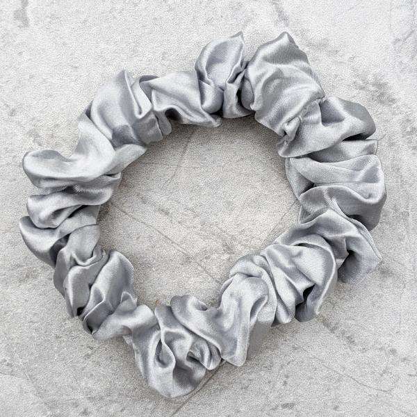 100% Silk Scrunchie - Medium