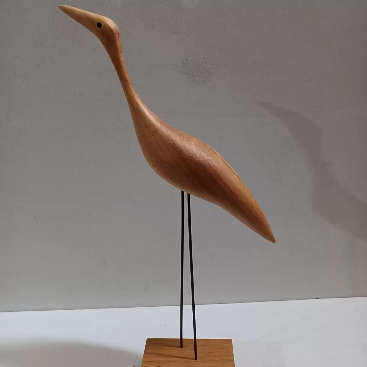 Crane walnut ornament wooden wood carving living room TV cabinet decoration