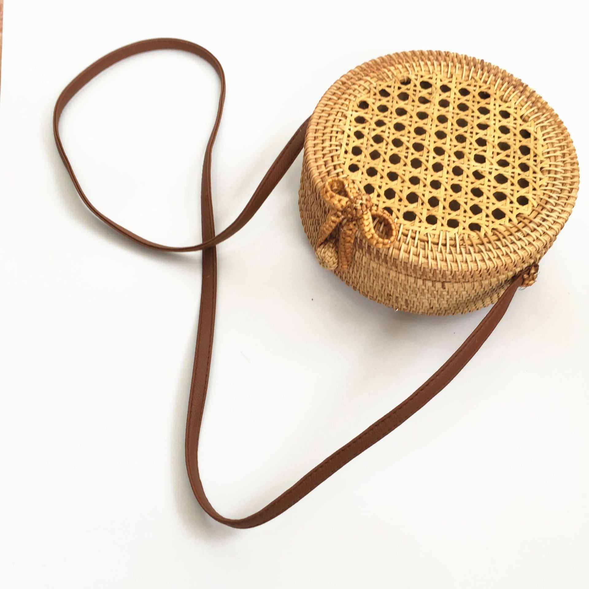 Round Bow Rattan Bag Bali Handbag Straw Bag Summer Beach Messenger Bag Retro One Shoulder Bamboo Bag
