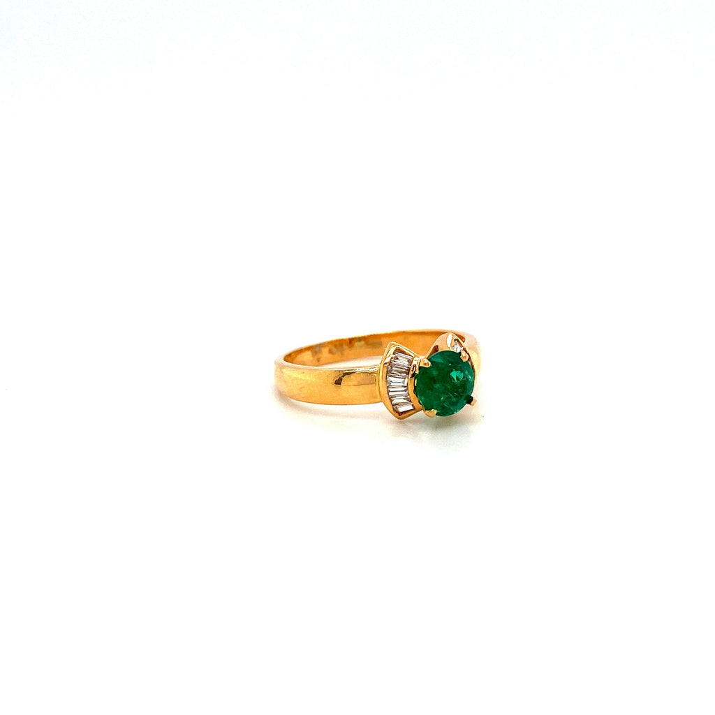 Emerald and Diamond Ring in 18K Yellow Gold - KGR 12739-1