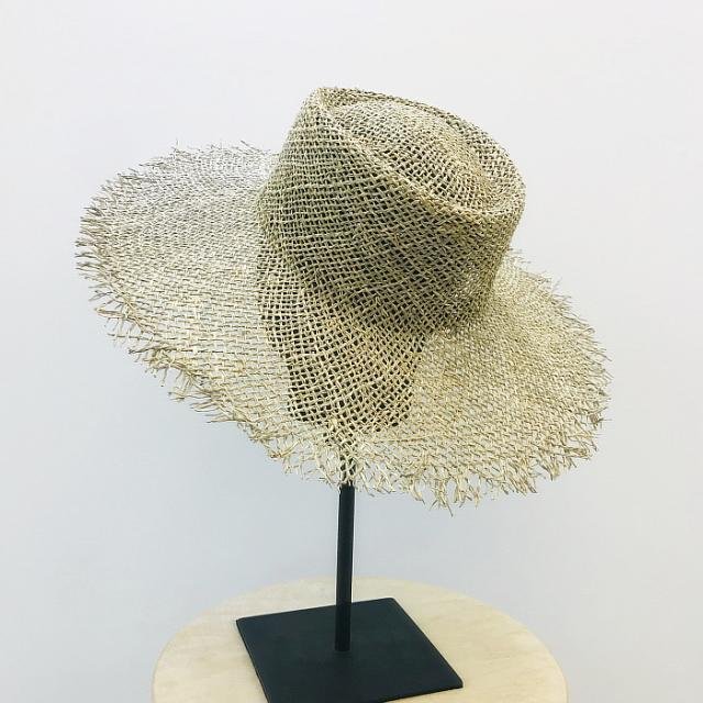 Women's Straw Flat Hat — British Style Summer Sun Hat