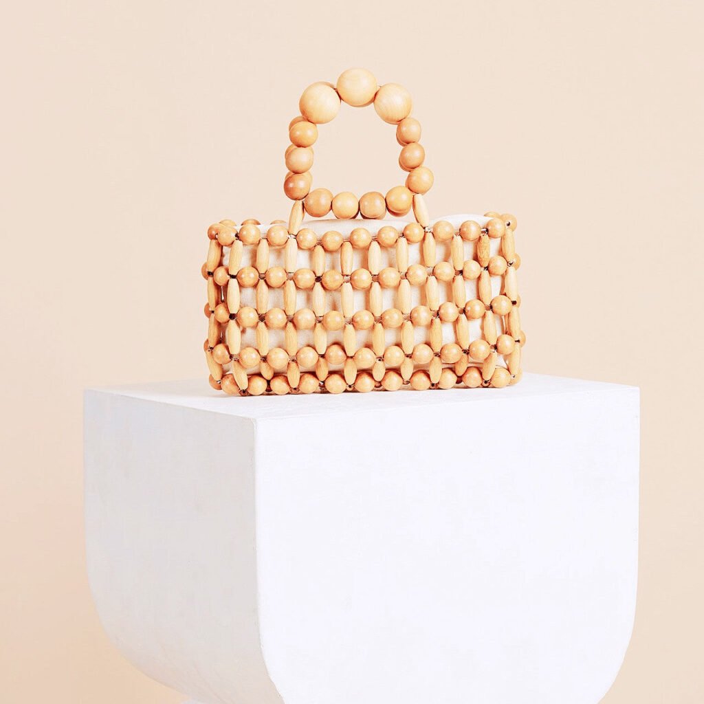 Hand-Woven Wooden Bead Handbag – Retro Vintage Beach Bag
