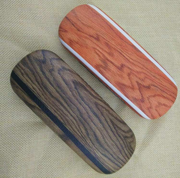 Wood grain glasses case - Image 10