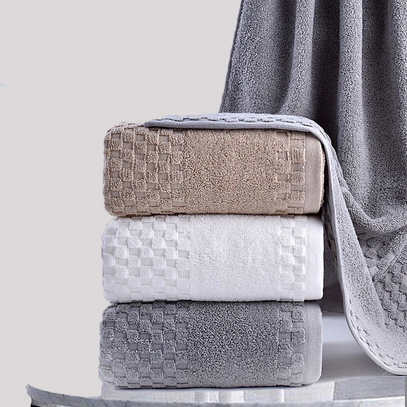 Bamboo Charcoal Coral Velvet Bath Towel – 70 x 140 cm